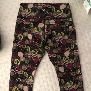 Lululemon Cropped Leggings